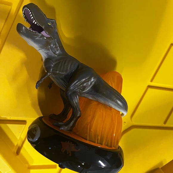 Jurassic World T-Rex Volcano Night Light Tyrannosaurus Rex Universal Studios - Picture 2 of 4